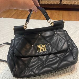 Badgley Mischka black vintage quilted purse with shoulder‎ strap